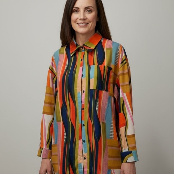 🎨 Vibrant Abstract Print Button-Up Tunic (L) - Picture 10 of 12